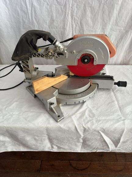 Chicago Compound Miter Saw