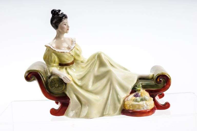 Royal Doulton Figurine: At Ease 1972