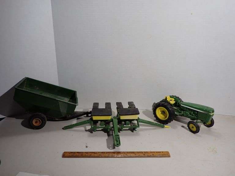 Diecast John Deere ERTL Tractor - Corn Planter - Plastic Haul Trailer