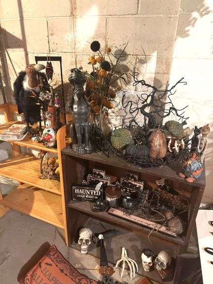 Amazing Halloween decor