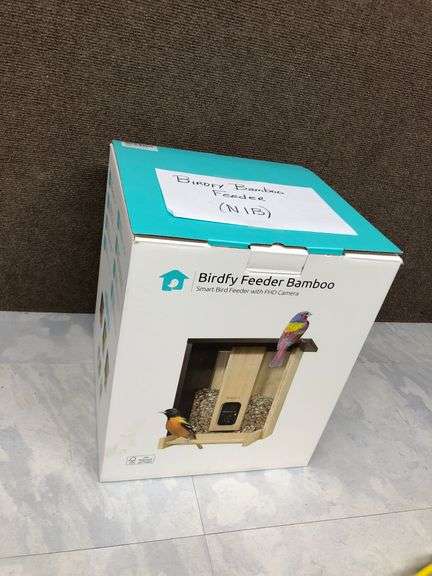Bird Feeder With Camera