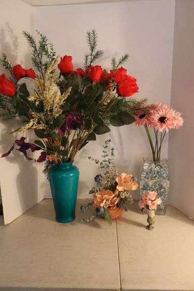 Vases & Faux Flowers