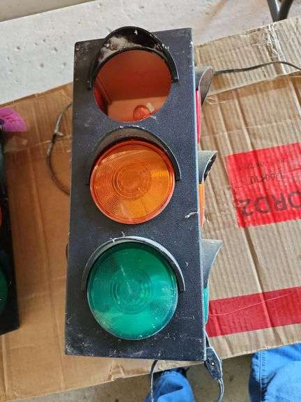 Electric Stop Light 12.5" Tall