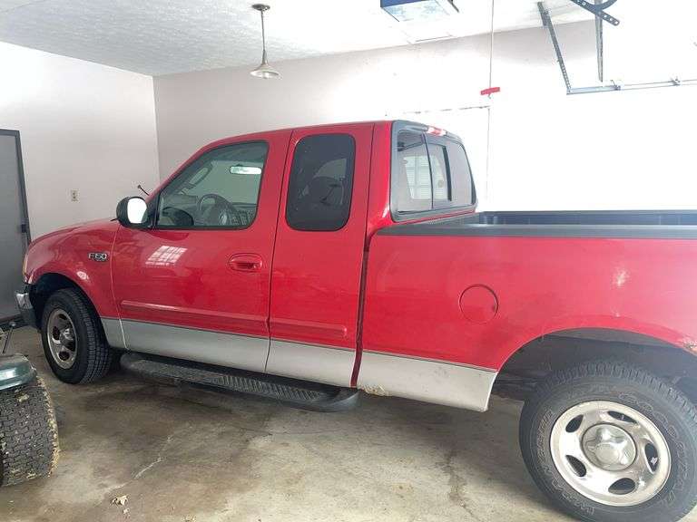 2003 Ford F-150 Truck
