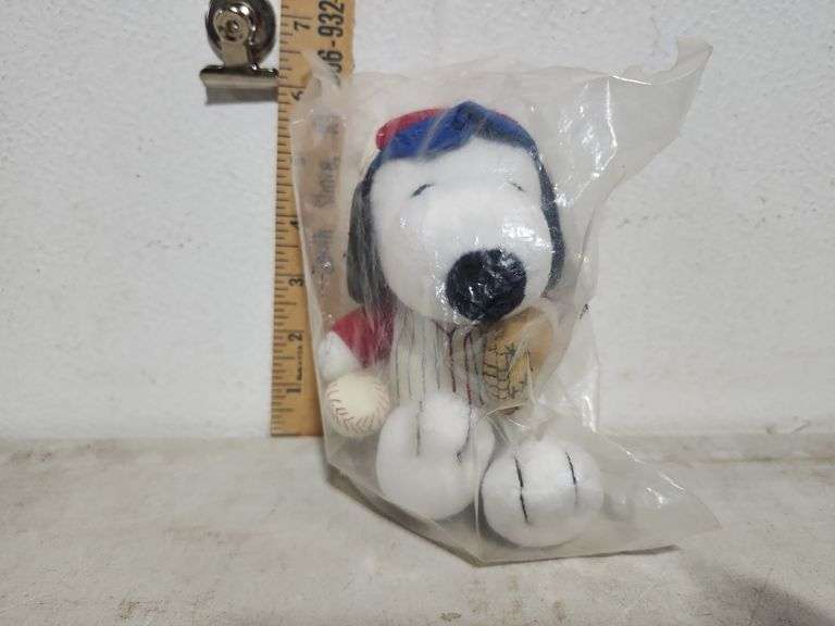 Metlife Baseball Snoopy #1 In Package