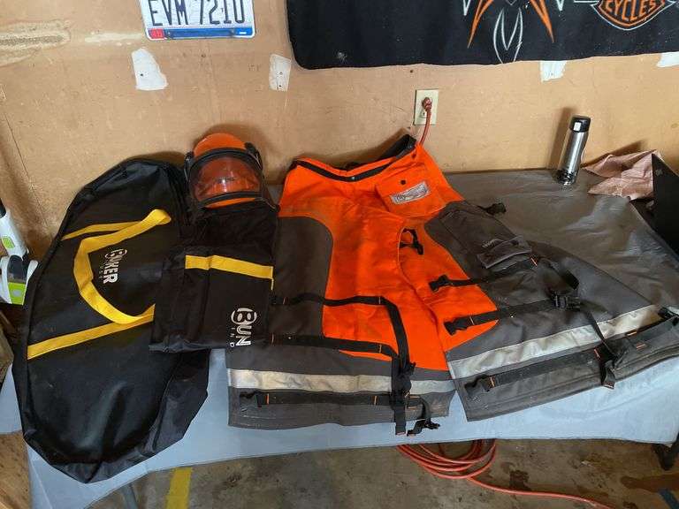 Chainsaw Cutting Safety Gear