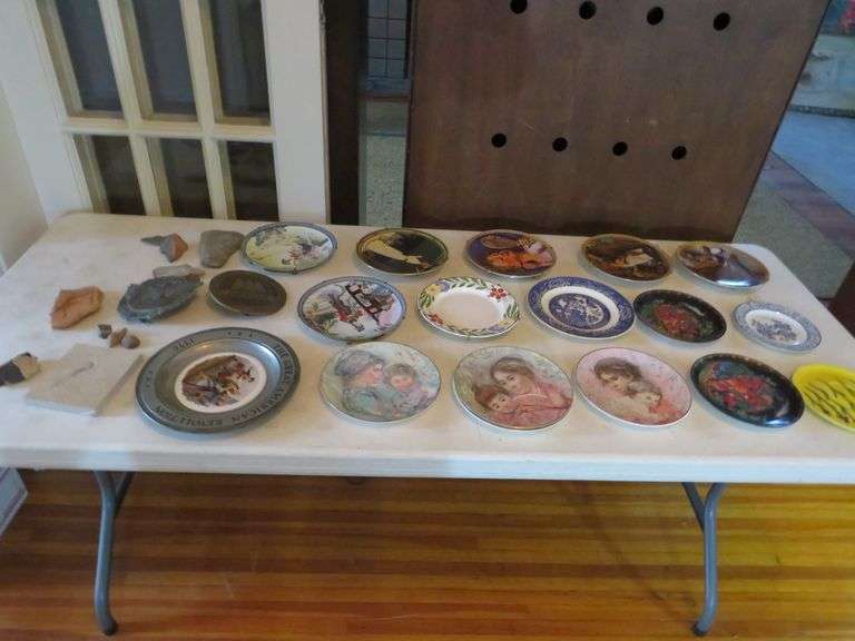Decorative plates
