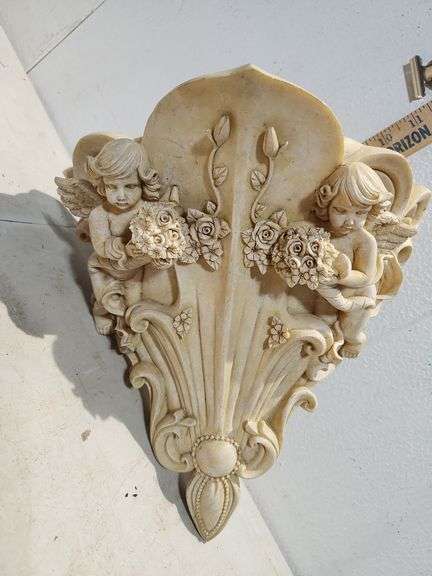 Cherub Wall Sconce 10x11x6