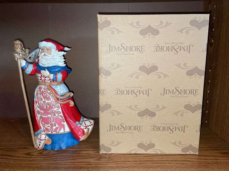 Jim shore figurine