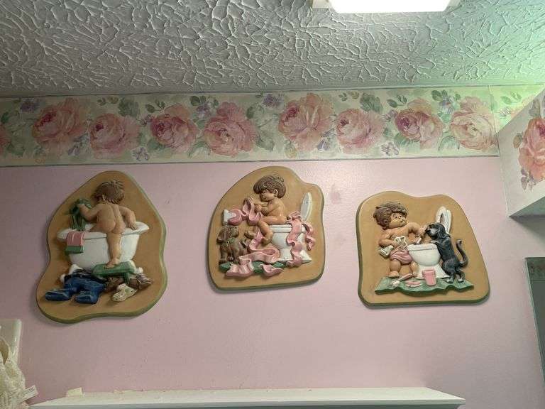 Bathroom decor