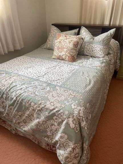 Full Size Bed