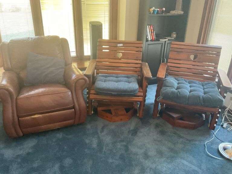 2 Wood Platform Rockers & Leather Recliner