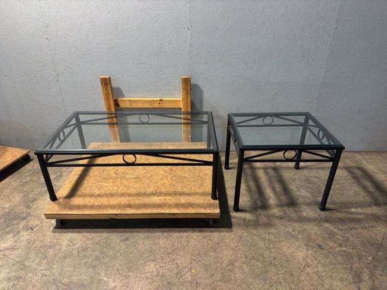 Metal/Glass Coffee Table/End Table