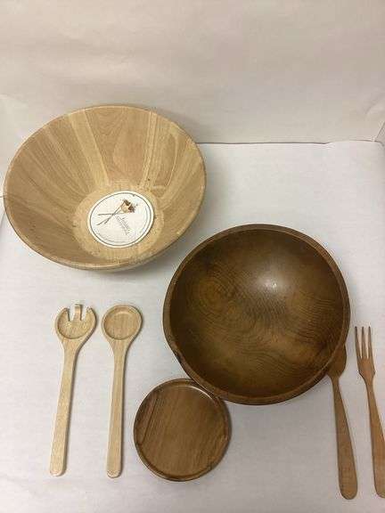 Wooden Salad Bowls & Utensils