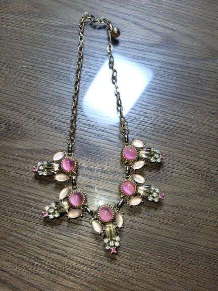 Necklace Pink inlays with a total of 25 Clear Rhinestones and 5 Pink Rhinestones set in gold tone fr