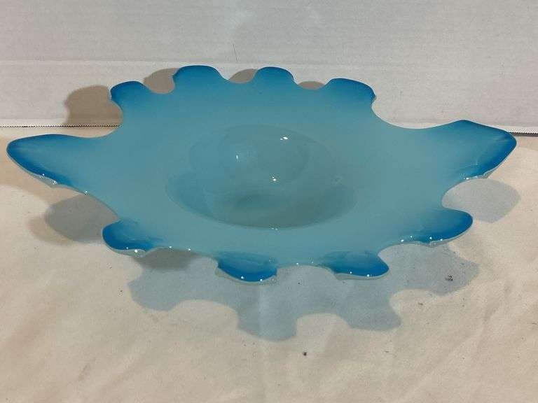 Hand-Blown Tozai Glass Bowl