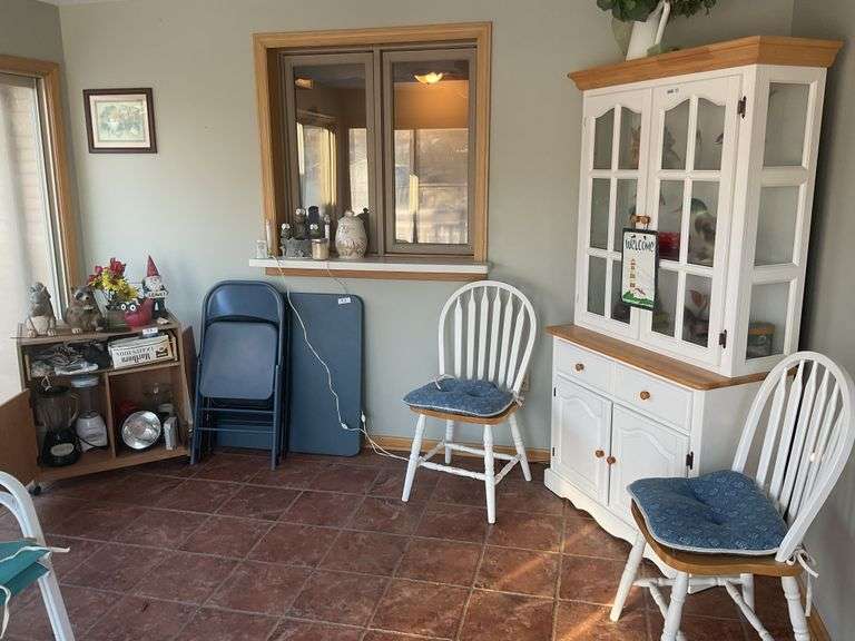 Hutch w/ Contents, 2 Chairs, 2 Blenders, & Grill