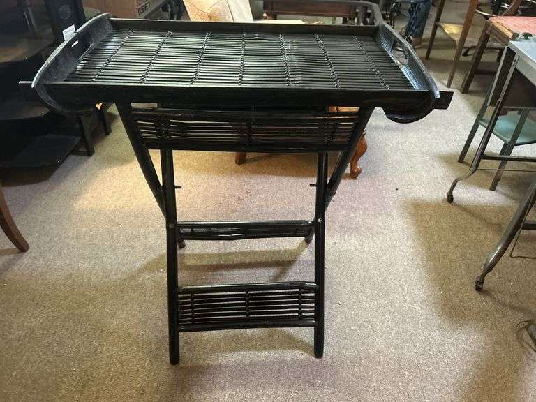 Bombay Company Serving Station