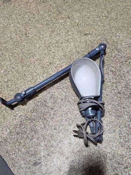 Fostoria Mount Desk Lamp