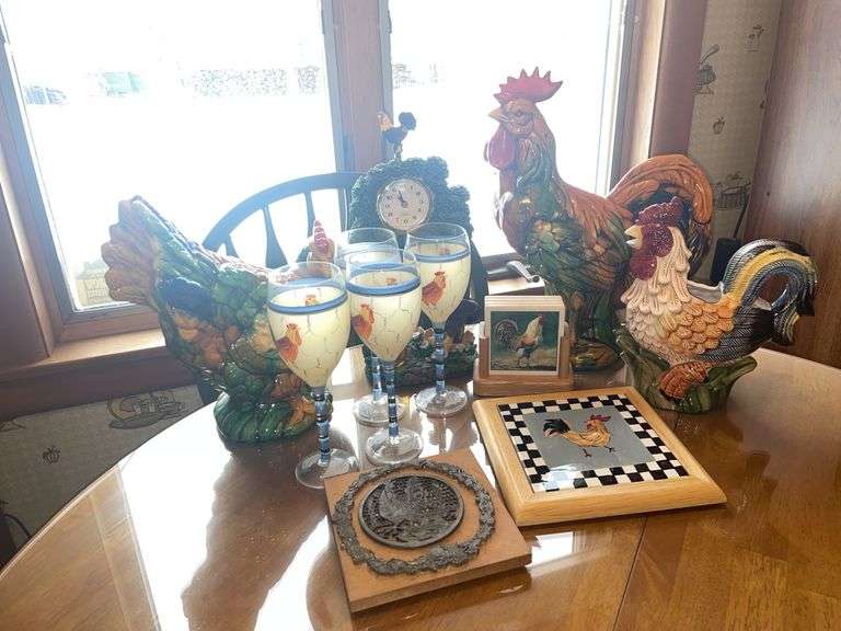 Rooster decor