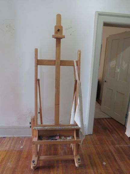 Adjustable Wooden Artist Easel on Wheels