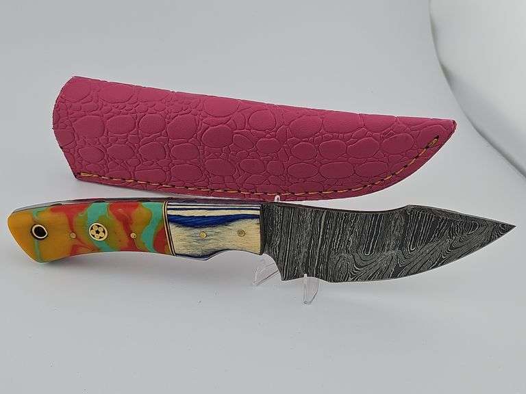 Damascus Hunting Knife w/ Leather Sheath