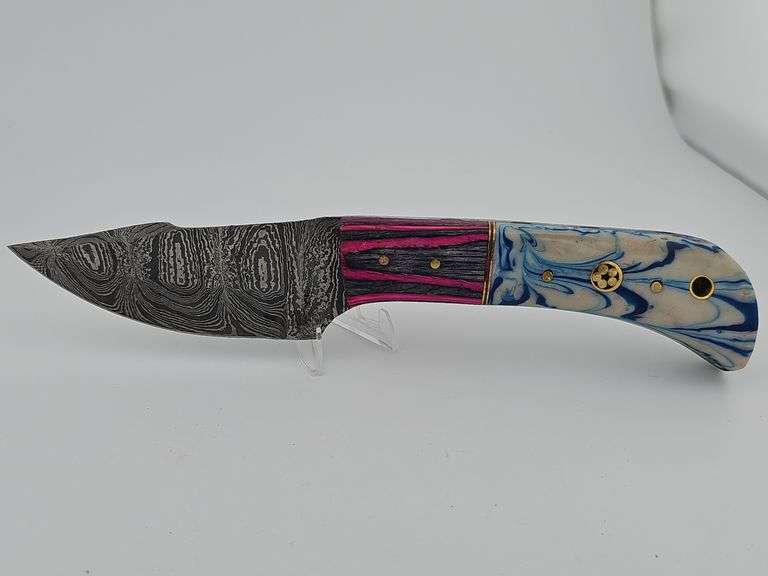 Damascus Hunting Knife w/ Leather Sheath