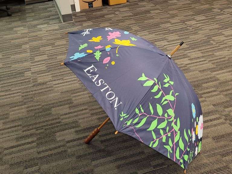 Easton Unbrella 33"L (Nice)