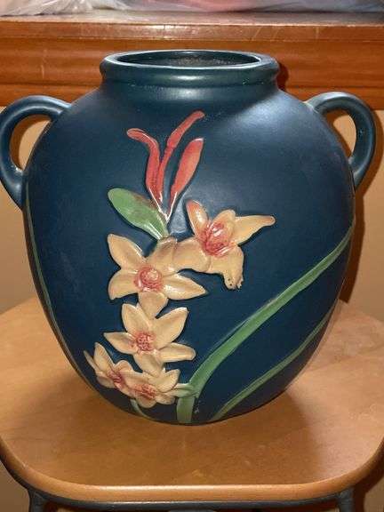 Roseville vase