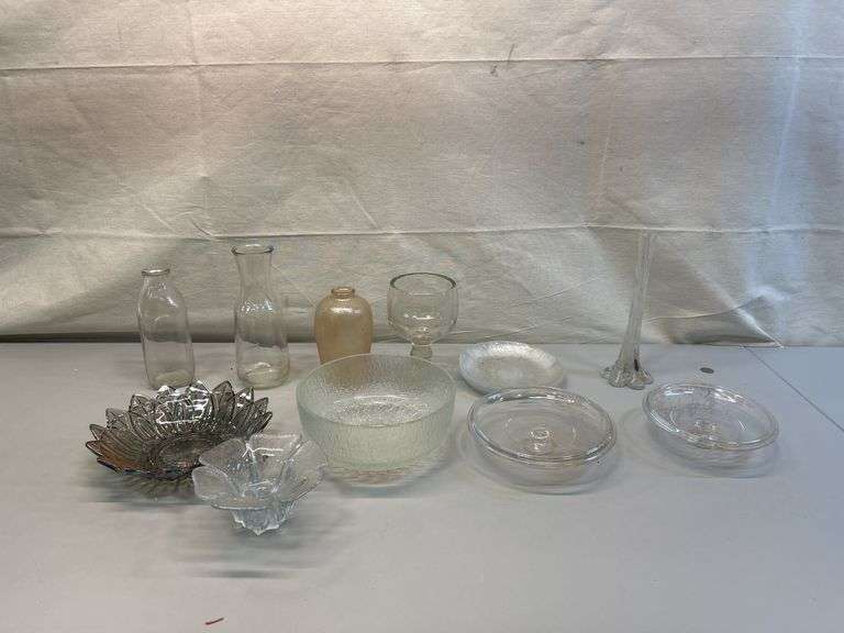 Assorted Glassware and Decorative Bowls Lot