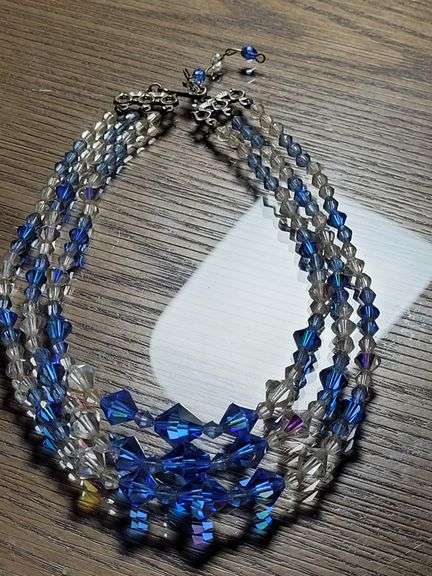 Clear & Blue like crystal Three Strain necklace silver-tone frame and Hook