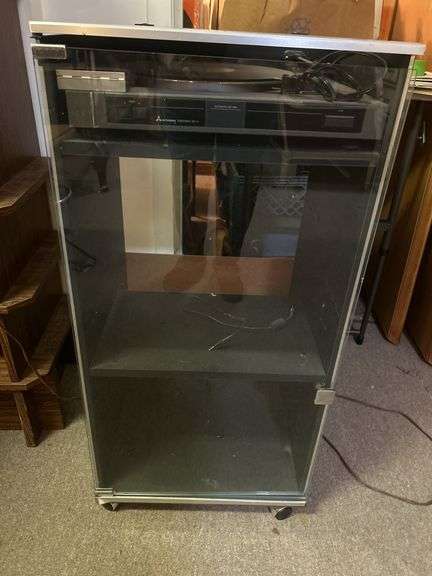 Audio Cabinet & Turntable