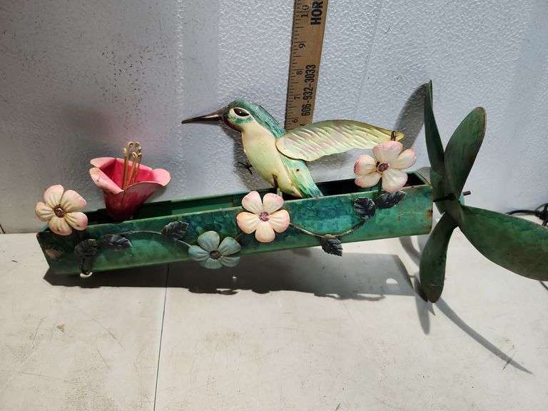 Metal Bird Feeder Decor 18x9x9