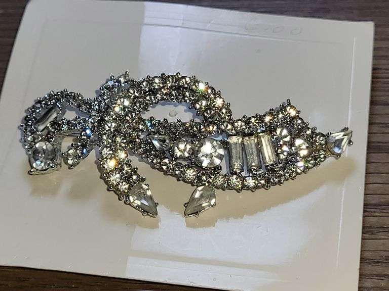 Vintage Masonic Shriners Rhinestone Crescent Moon Scimitar Sword Brooch Pin.