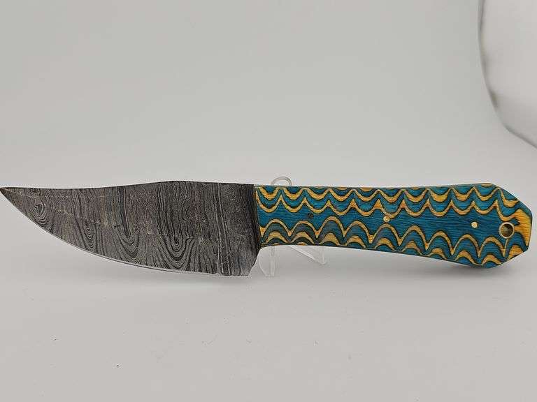 Damascus Hunting Knife w/ Leather Sheath