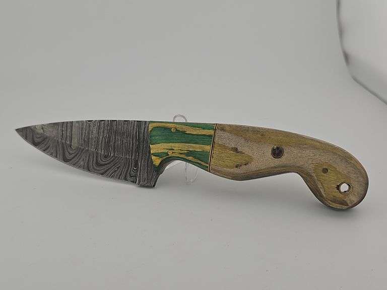 Damascus Hunting Knife w/ Leather Sheath
