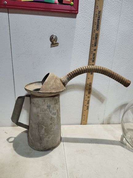 Two Quart Liquid Oil Can