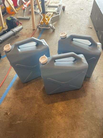 Reliance 6 Gallon Water Storage Containers