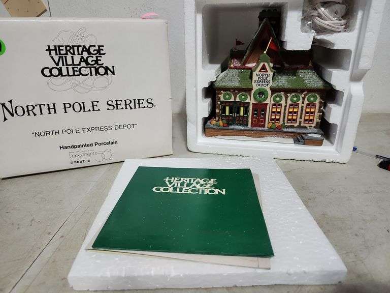 Heritage Village Collection North Pole Series North Pole Express Depot Dept. 56 In Box