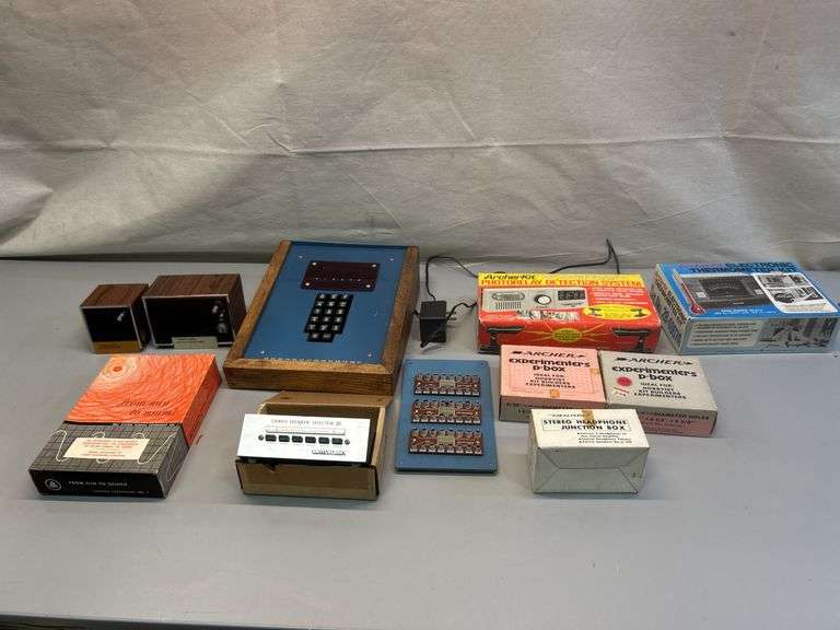 Vintage Electronics and Speaker Accessories Lot