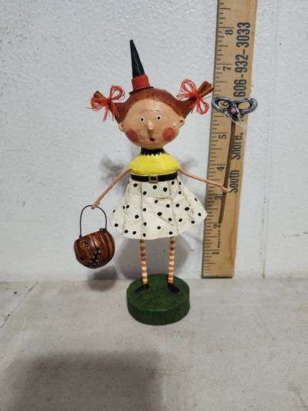 New In Box Lori C Mitchell ESC Flirty Gertie Figure