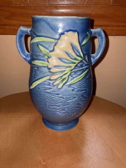 Roseville vase