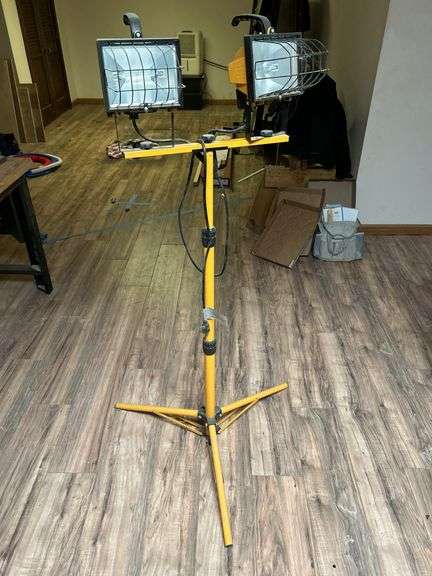 Halogen Tripod Work Lights