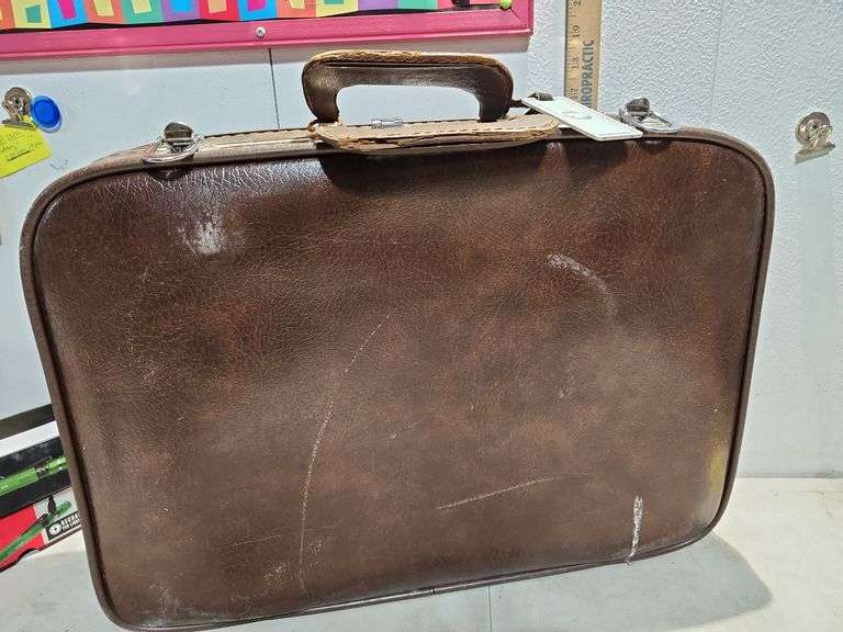 17x23x6.5 Vintage Suitcase Do Not Have Combo