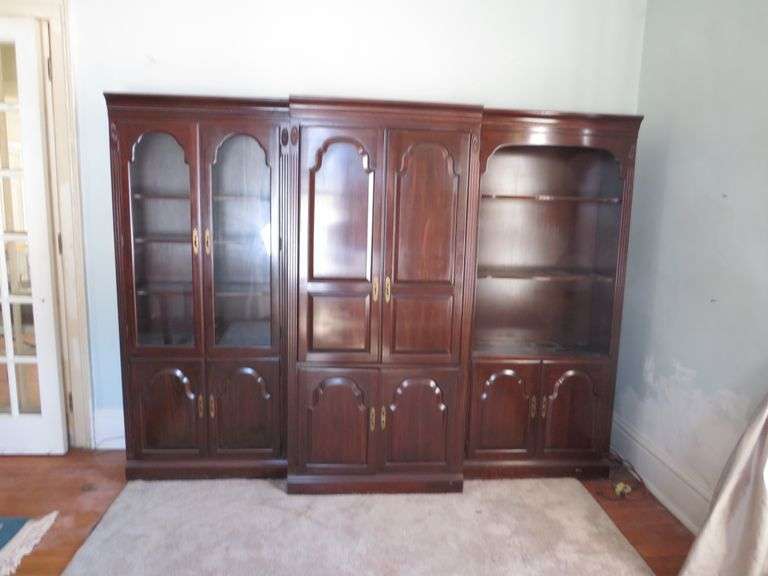 Entertainment Wall Unit