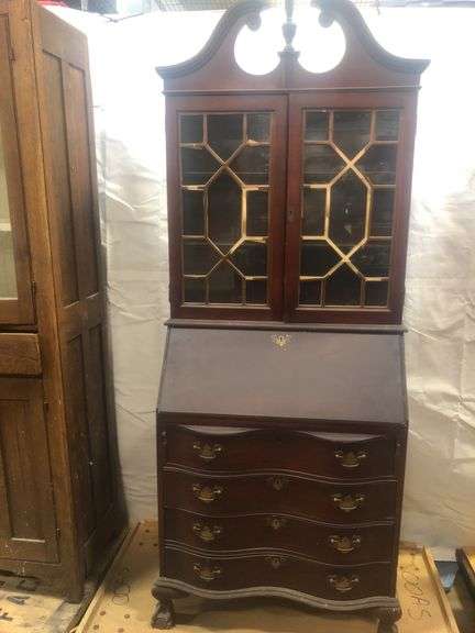 Secretary cabinet