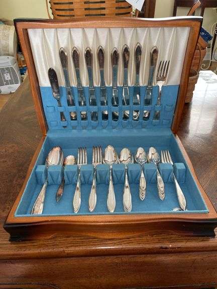 Silver plated flatware