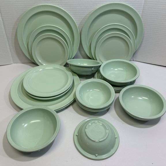 Vintage Jadeite Melamine Melmac Restaurant Cafeteria Dinnerware Set