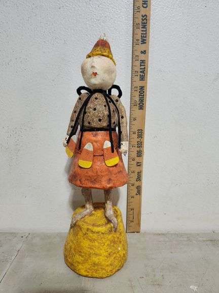 New In Box Karen & Mary Hammerschmidt ESC Carrie Candy Corn Fairy Figure