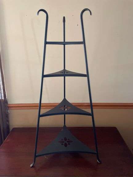 Longaberger basket holder